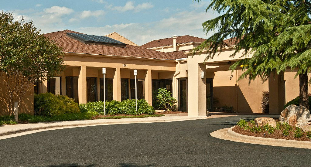 Courtyard By Marriott Raleigh Midtown Hotel Exterior photo